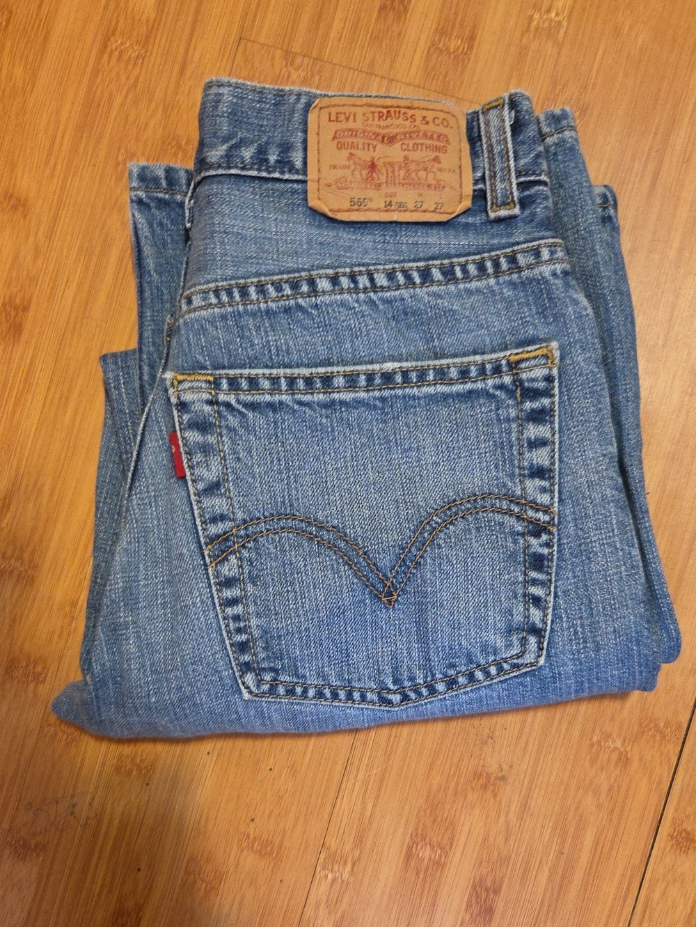 Levi's Men's Light Blue Straight Jeans with Leather Patch 569 14 Reg 27w 27L Y2k